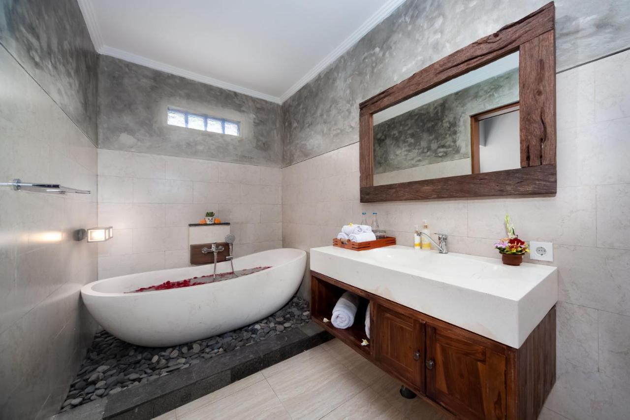 Kusuma Living And Villa Seminyak エクステリア 写真