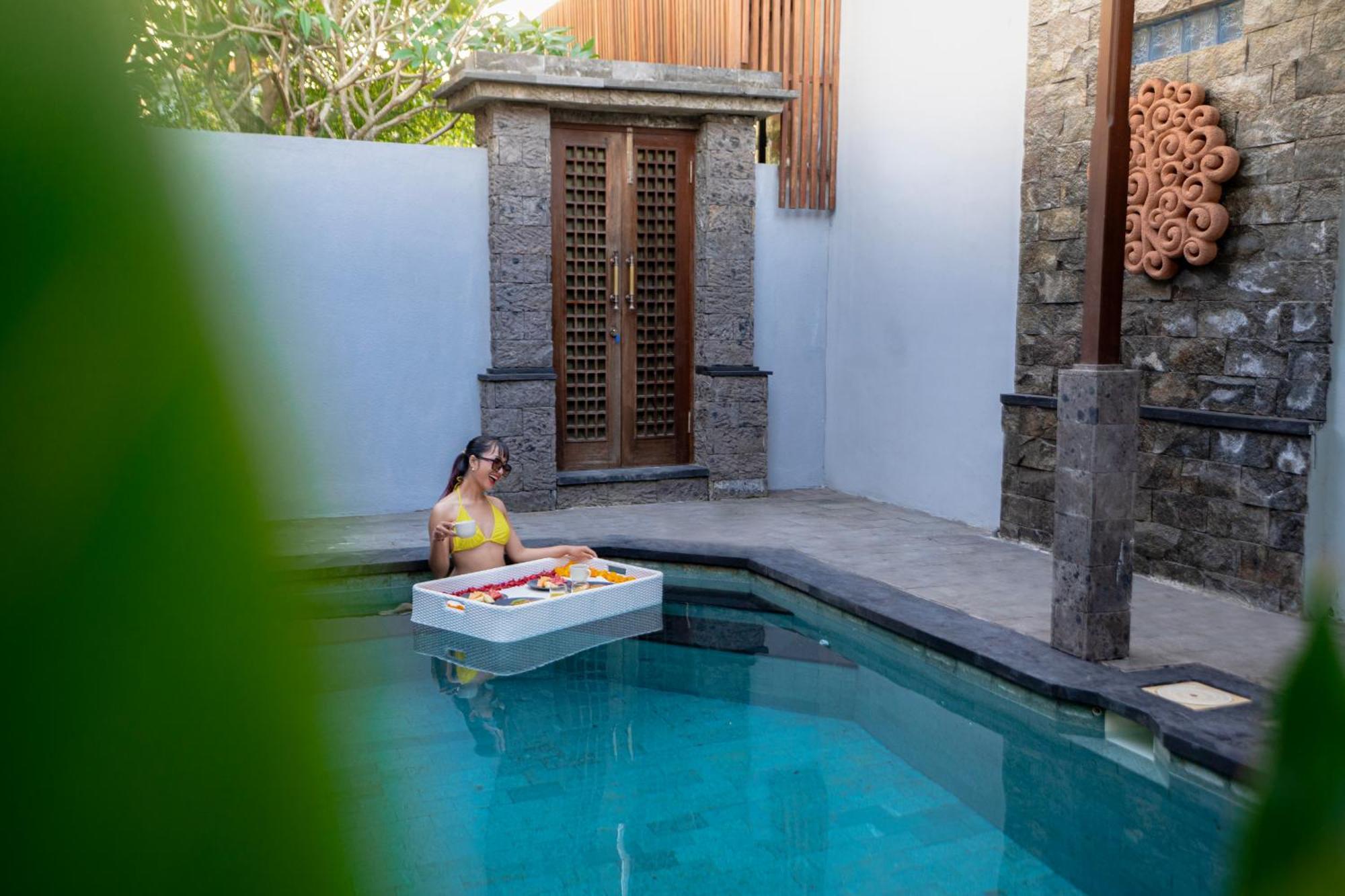 Kusuma Living And Villa Seminyak エクステリア 写真